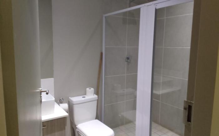 The Rosebank Apartment With Two Single Beds 
