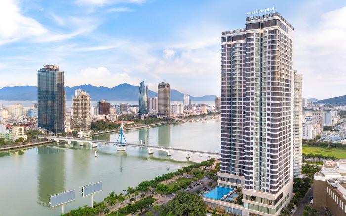 Melia Vinpearl Danang Riverfront