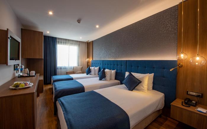 Nova Plaza Crystal Hotel