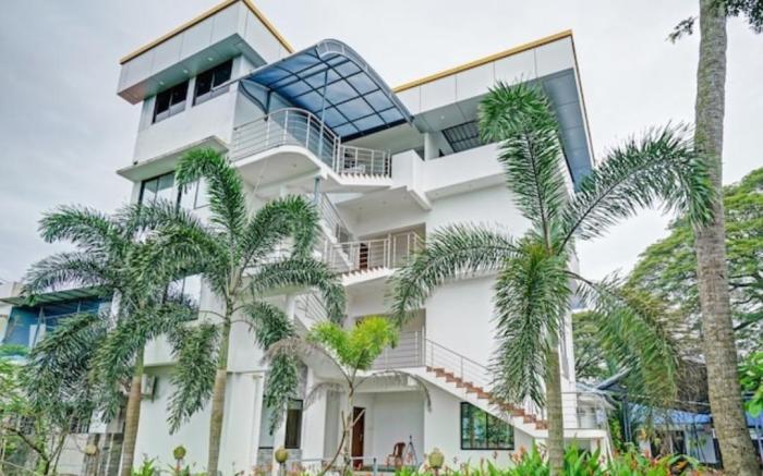 Diamond Residency