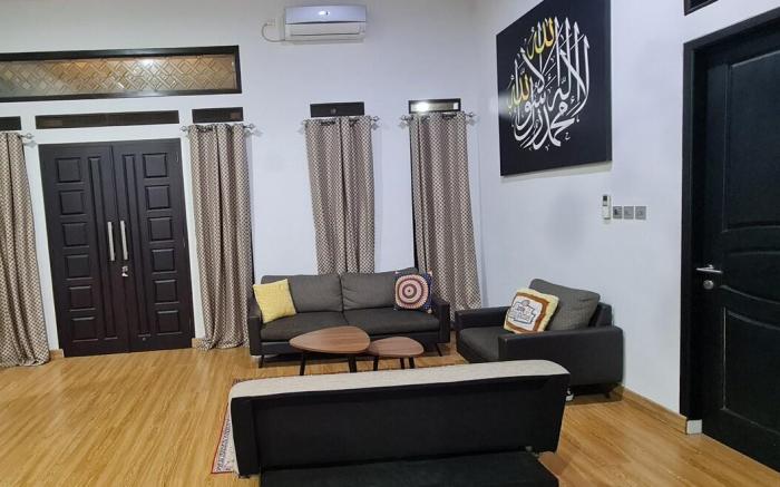 Shazia House-Modern & Cozy Home with Private Pool