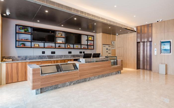 Hanting Hotel Xinyang Cultural Center
