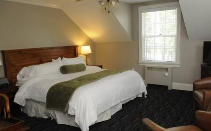 Sherwood Inn