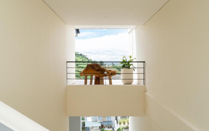 JadenHill CityView 8BR Villa heated pool+movieroom