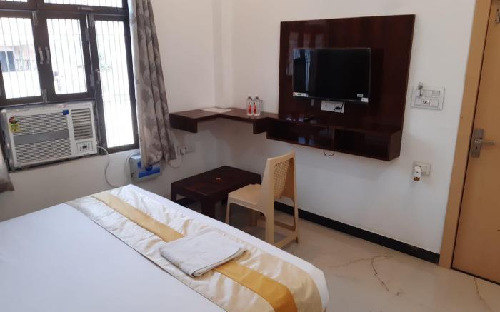 Hotel Kanak Kuteer