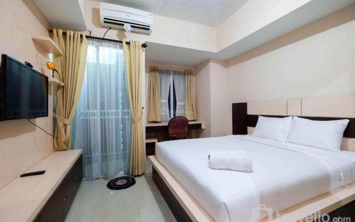 Cozy Studio Room Grand Dhika Apartment By Travelio
