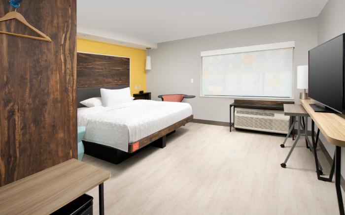Tru by Hilton San Antonio Downtown Riverwalk