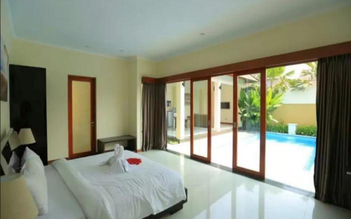 Amazing 1BR Private Pool Villa in Seminyak Bali
