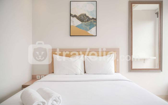 Minimalist Studio Transpark Bintaro By Travelio