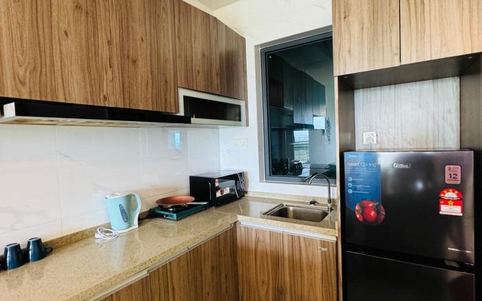 Cozy 2B1R Condo forest city