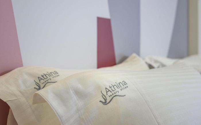 Athina Suites | 1BD chic apartments w/shared pool