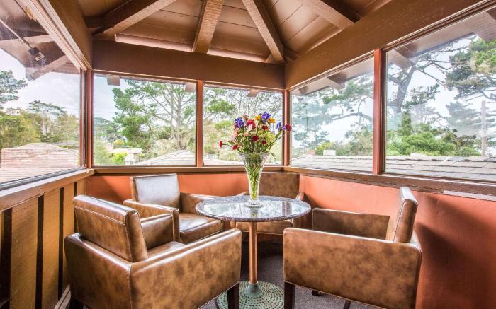 Clarion  Collection Wilkie's Inn Pacific Grove - Monterey