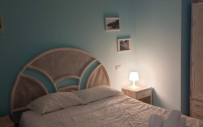 Double room, air conditioning, bathroom, in the center n6752