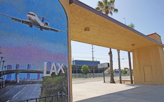 Los Angeles Inn & Suites LAX