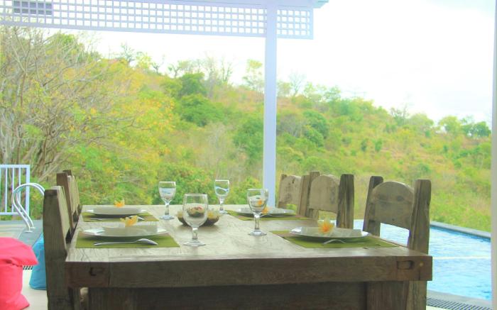 Villa Rumah Senja Temukus Lovina Bali Sunset View