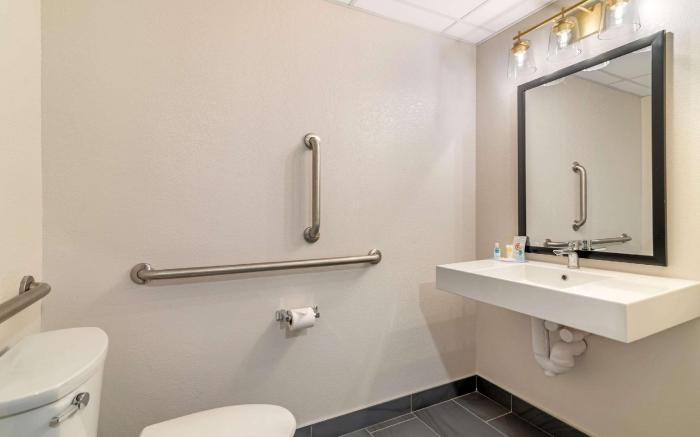 The Clocktower Hotel at Century House, an Ascend Collection Hotel