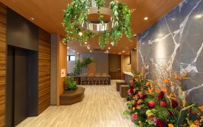 LUXCARE HOTEL