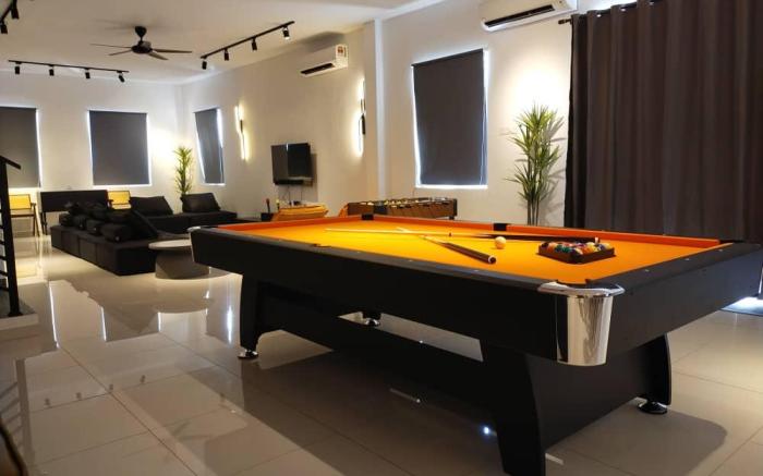 Dawn de Ville-Private Pool BBQ Karaoke 34-40pax