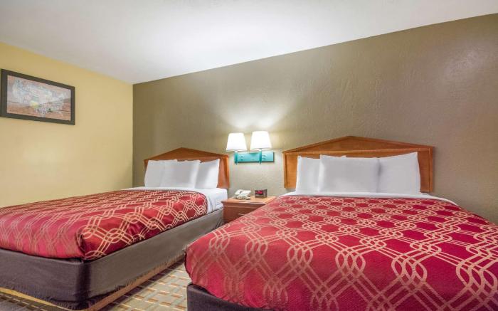 Econo Lodge Lansing - Leavenworth