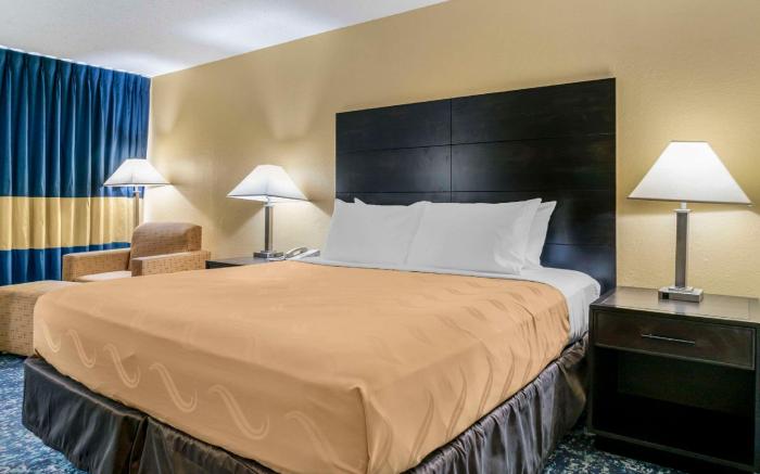 Quality Inn & Suites Banquet Center