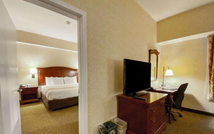 Maine Evergreen Hotel, Ascend Hotel Collection