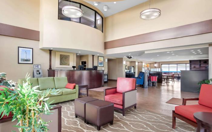 Comfort Suites
