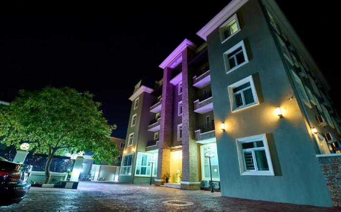 Double D Luxury Apartments
