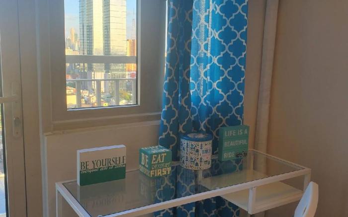 Two Bedroom Condo w/ Amazing City View (Coast Res)