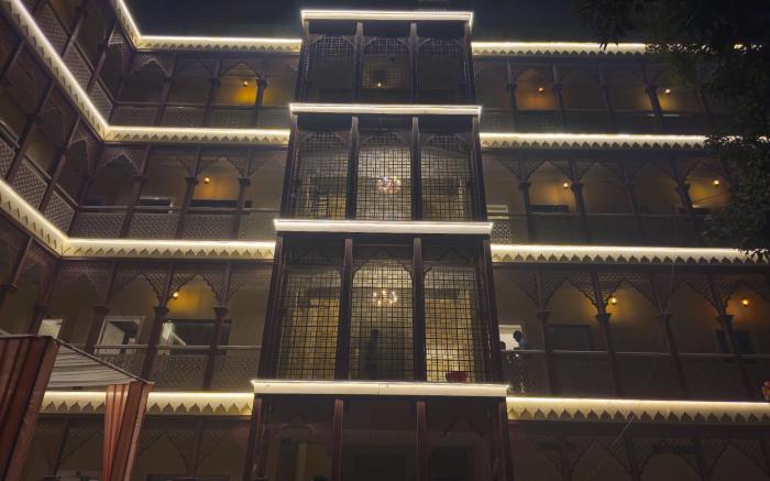 Aam Bagh Banaras