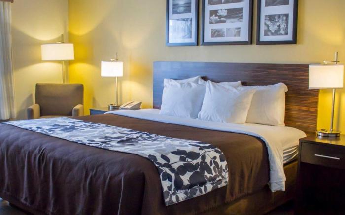 Sleep Inn & Suites Moundsville - Wheeling