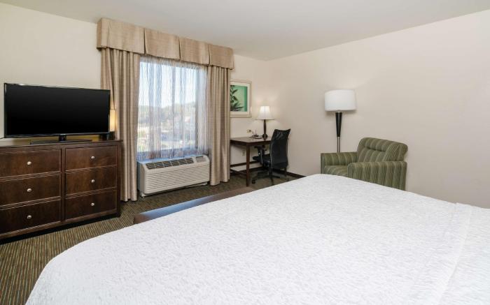 Hampton Inn Huntington University Area
