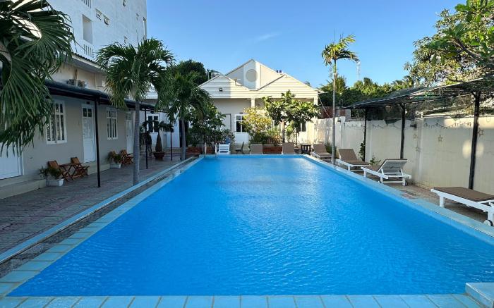 Pharos Guesthouse