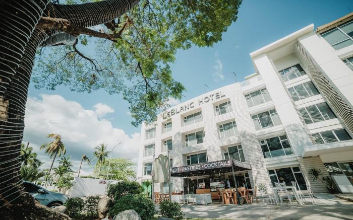 LeBlanc Hotel and Resort