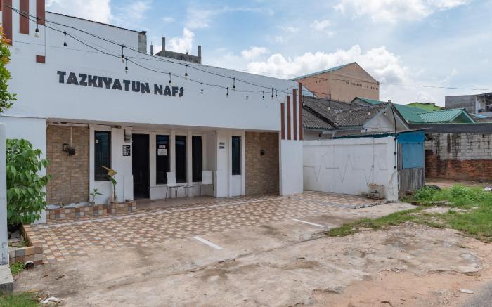 RedDoorz Syariah near KBC Batam Centre