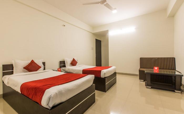 OYO 10219 Hotel Ten Eleven