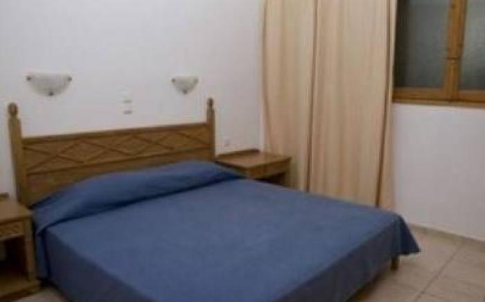 Ilian Beach & Apartments
