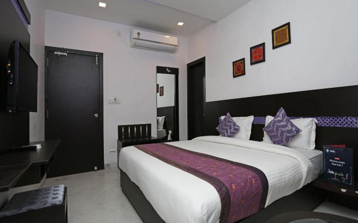 OYO 9350 Hotel Viaan