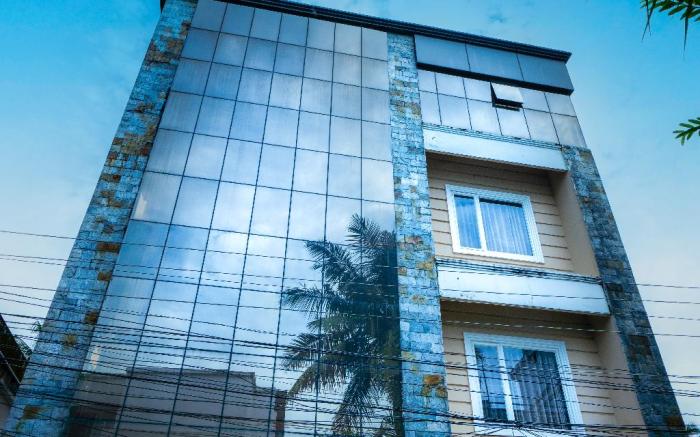 Almas Residency