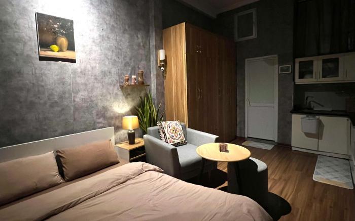 Hi.Home Bellevie–Lakeview Escape in Old Quarter