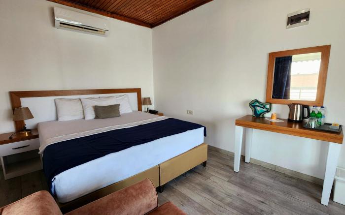 Karden Hotel