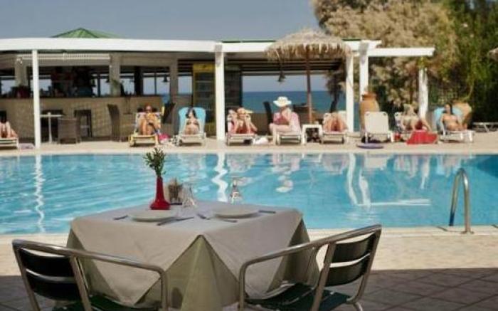 Alexia Beach Hotel
