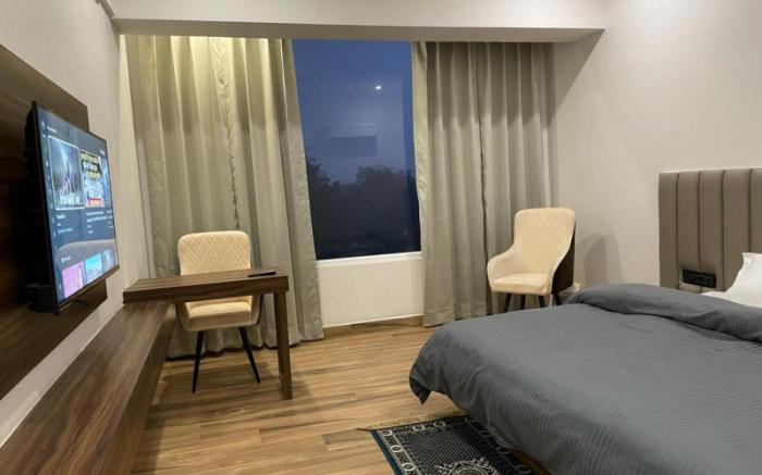 Hotel Basant Sarovar
