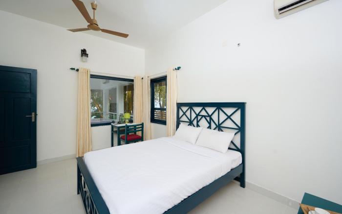 Seclude by the Lake, Alleppey