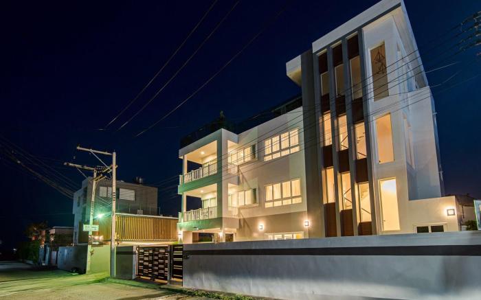 Olivia Beach Sea and Sky Pool Villa Huahin