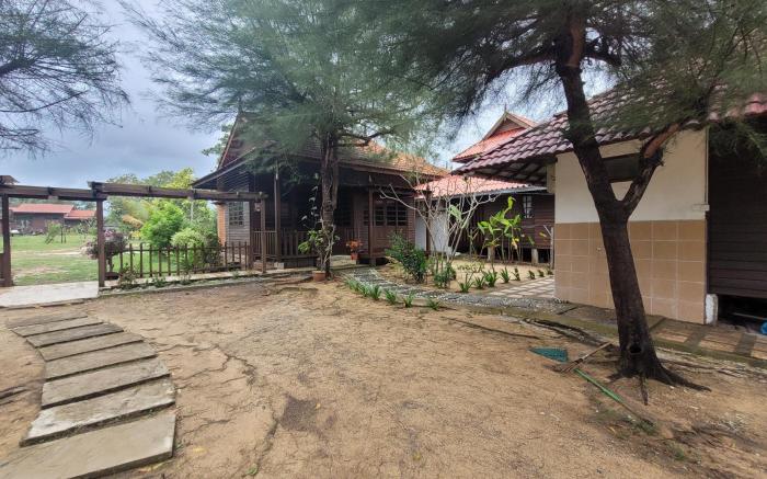 Seraya•Zaki's Residence• Marang,•Terengganu