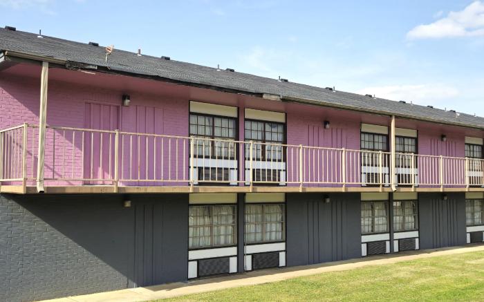 River Valley Inn and Suites By Belvilla