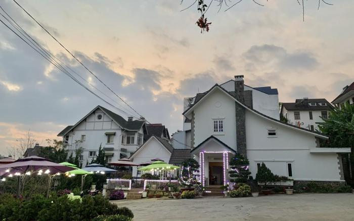 Villa Sân Vườn BBQ 