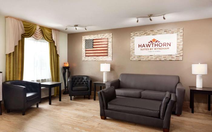 Hawthorn Extended Stay by Wyndham Saint Robert