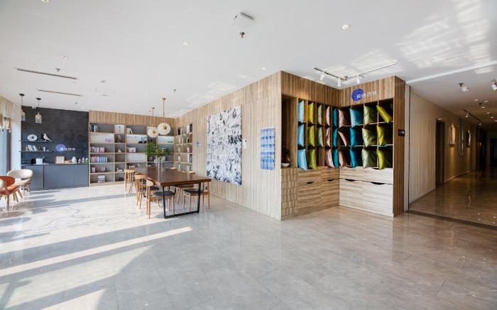 Hanting Premium Hotel Shijiazhuang Zhengding Airport