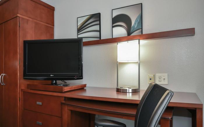 Courtyard by Marriott Charlotte Concord